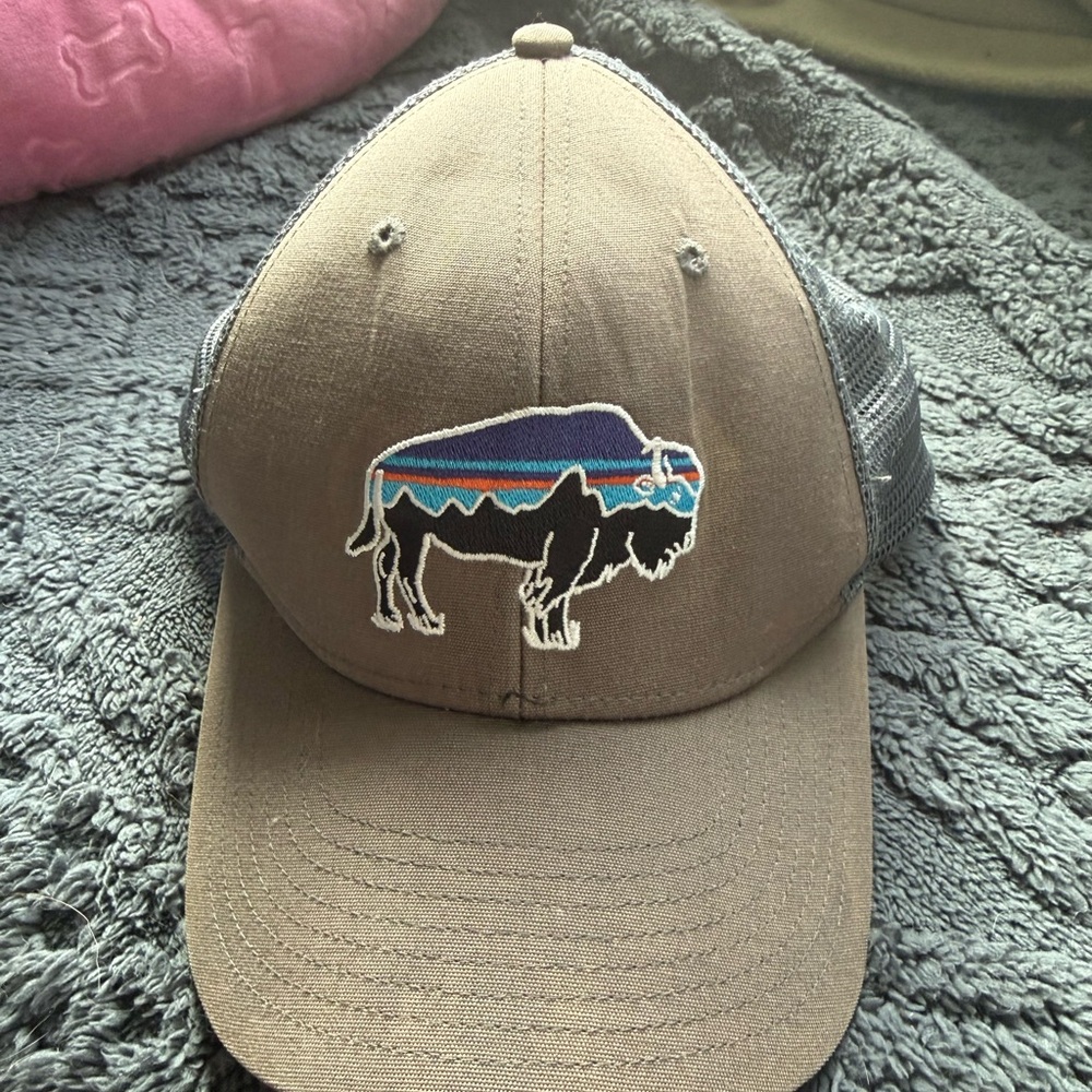 Patagonia tan and gray Brown Trucker Hat with Buffalo Design